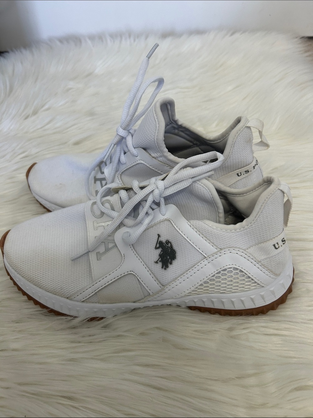 U.S. Polo Assn. White Sneakers Size 7.5 Gum Outsole